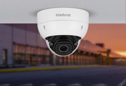 Câmera Intelbras IP de 4 MP Anticorrosão VIP 9440 D AC FT