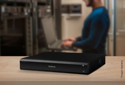 Gravador Digital de Vídeo Intelbras em Rede de 16 canais iNVD 9116 PE FT